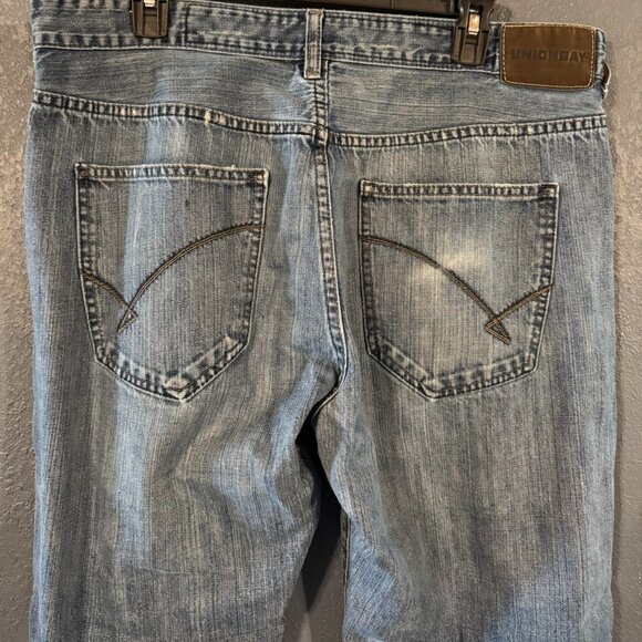 Unionbay Men’s Distressed Relaxed Fit Jeans Size - 36/30 - Picture 1 of 4